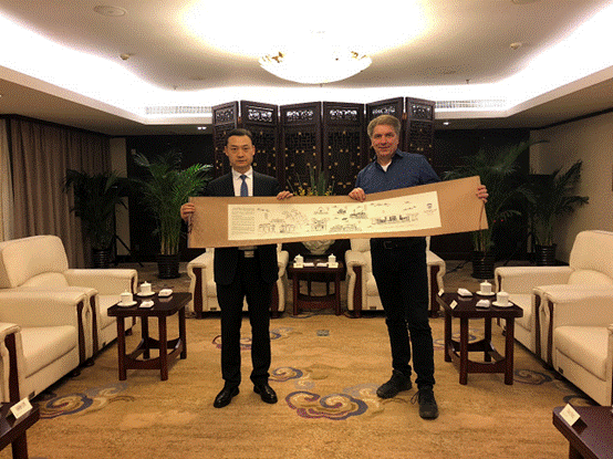 http://www.xisu.edu.cn/__local/2/8C/D3/FA19B4F3EC83D257123CBB54021_DE047CB1_90D46.png